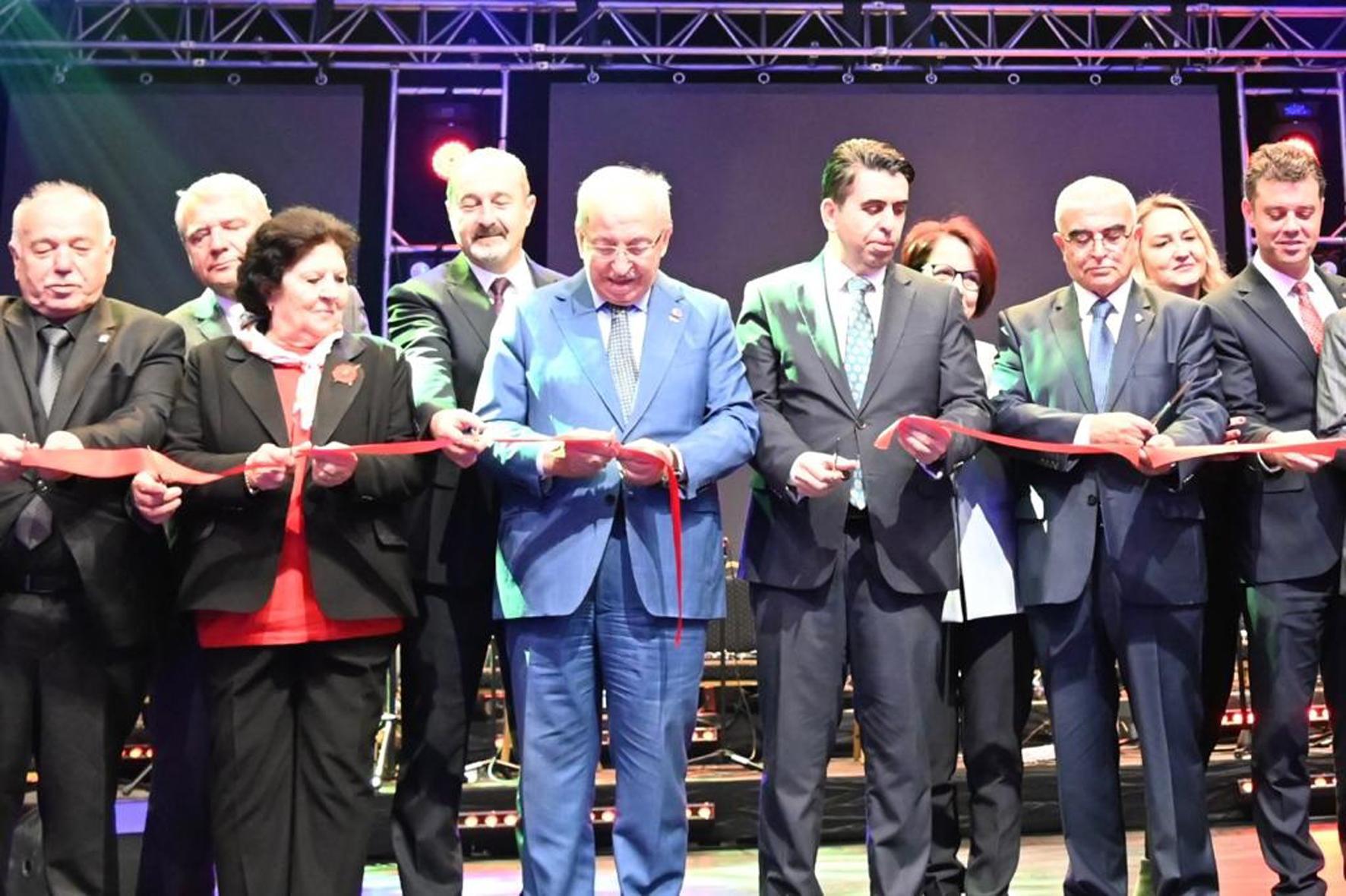 TRAKYA'NIN EN BÜYÜK GÖSTERİ VE KONGRE MERKEZİ HİZMETE AÇILDI
